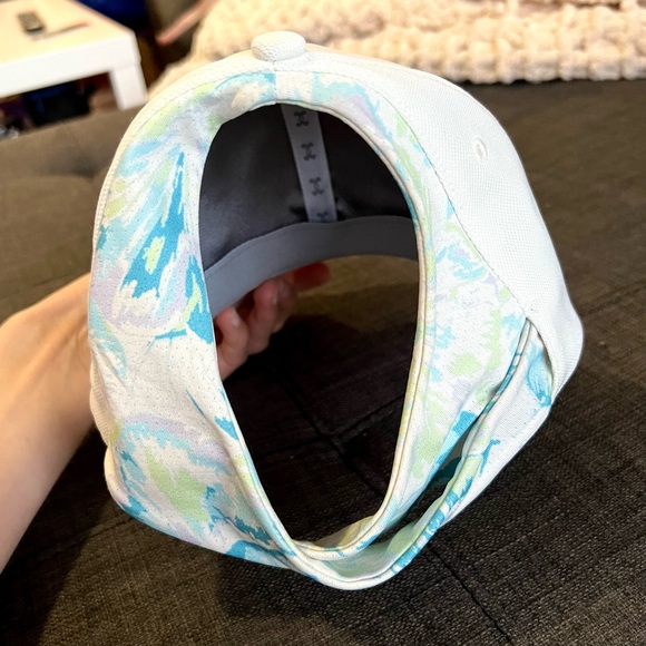 Under Armour women’s play up wrapback adjustable cap hat - Picture 3 of 4